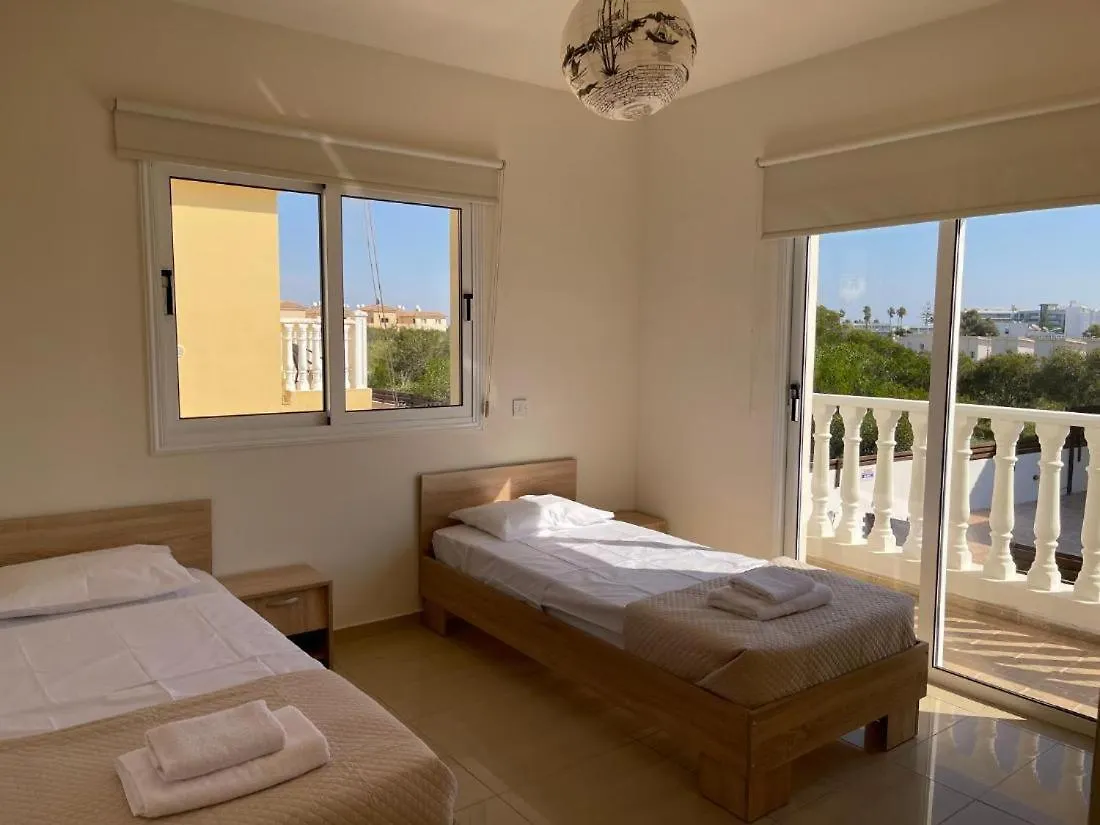 Villa Rugiada With Pool And Sea View Located On The Front Of Nissi Beach Ajia Napa Cypr