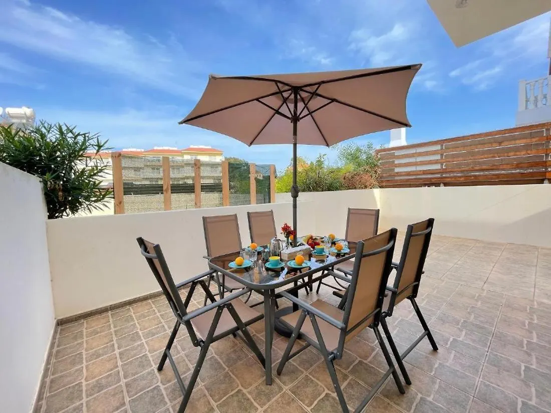 Villa Rugiada With Pool And Sea View Located On The Front Of Nissi Beach Ajia Napa